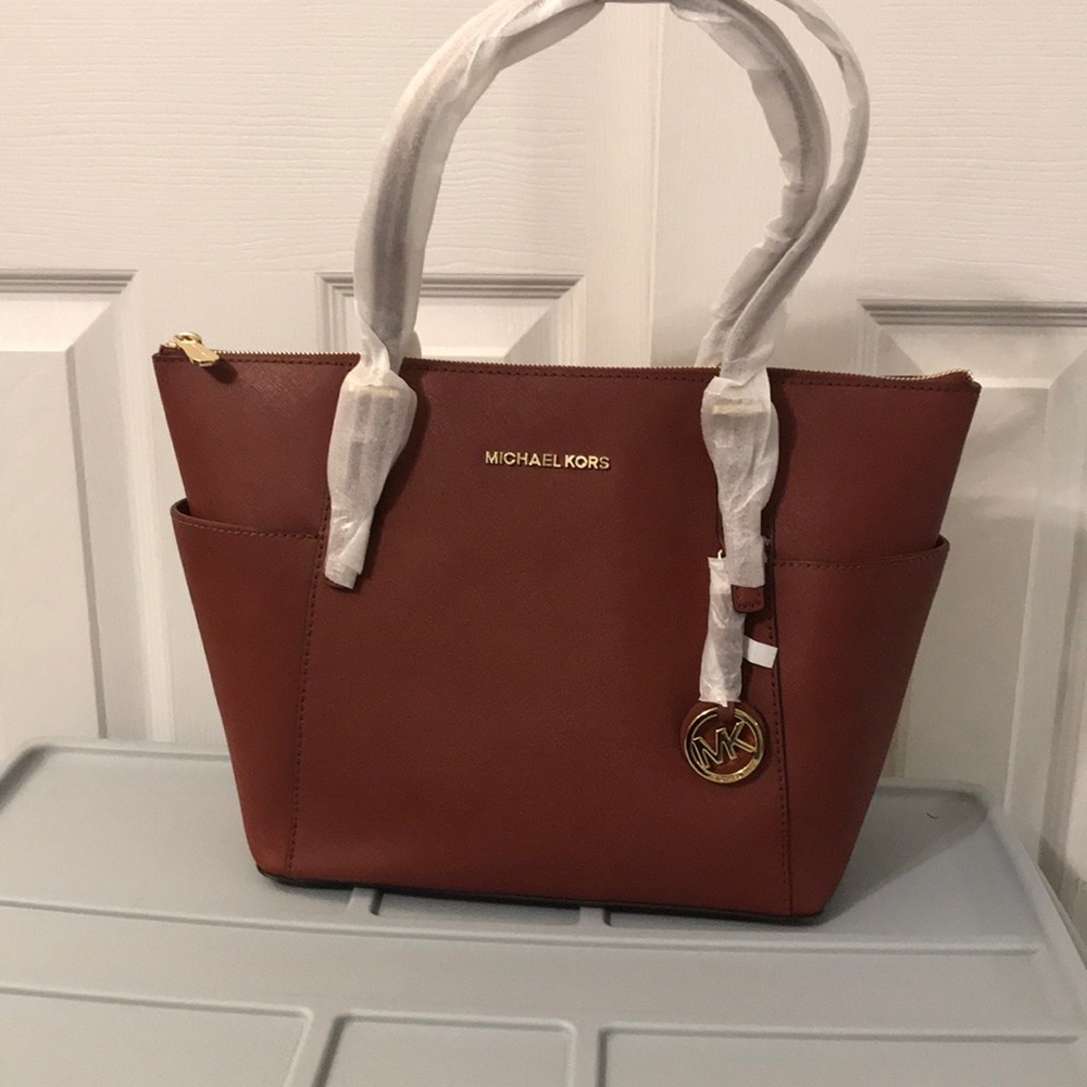 Michael Kors Jet Set Tote